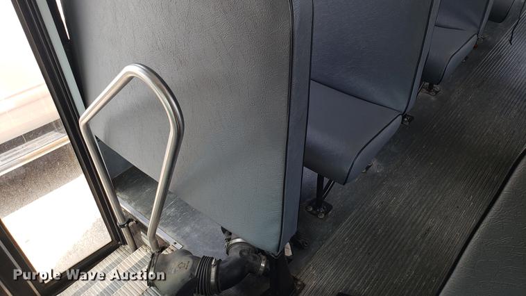 image for item DD4739 2012 Chevrolet Express G4500 shuttle bus