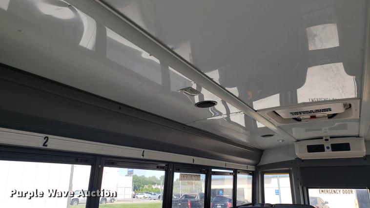 image for item DD4739 2012 Chevrolet Express G4500 shuttle bus