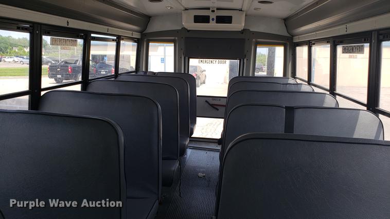 image for item DD4739 2012 Chevrolet Express G4500 shuttle bus