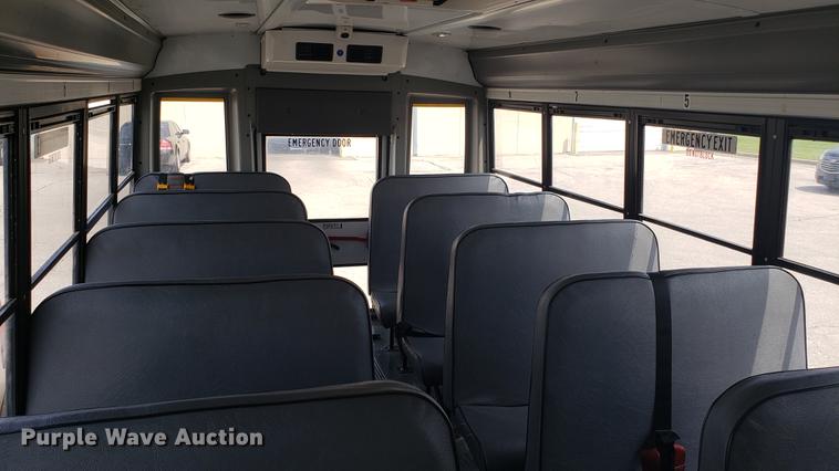 image for item DD4739 2012 Chevrolet Express G4500 shuttle bus