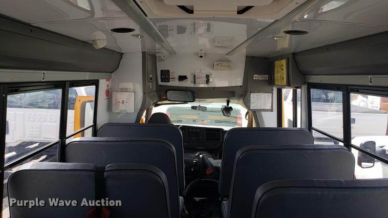 image for item DD4739 2012 Chevrolet Express G4500 shuttle bus