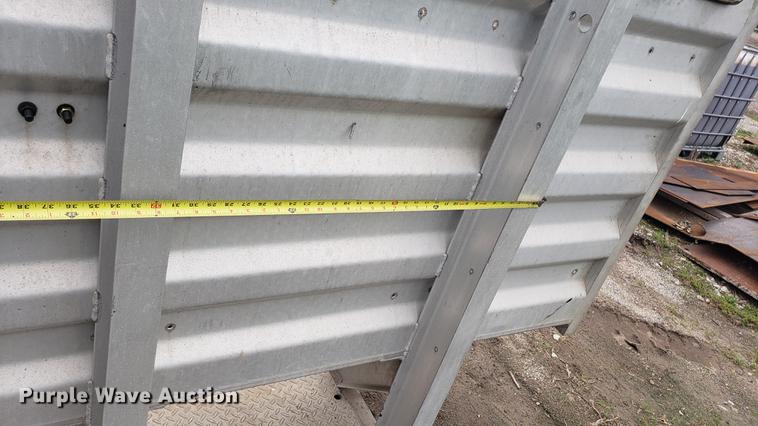 image for item DD4746 Merritt aluminum headache rack