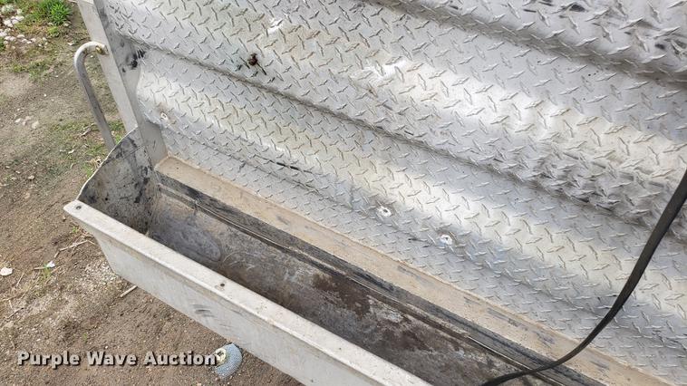 image for item DD4746 Merritt aluminum headache rack