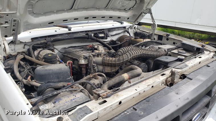 image for item DD4747 1995 Ford F350 flatbed pickup truck