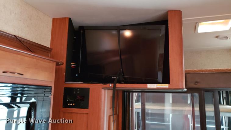 image for item DD4757 2012 Heartland Cyclone HD toy hauler camper