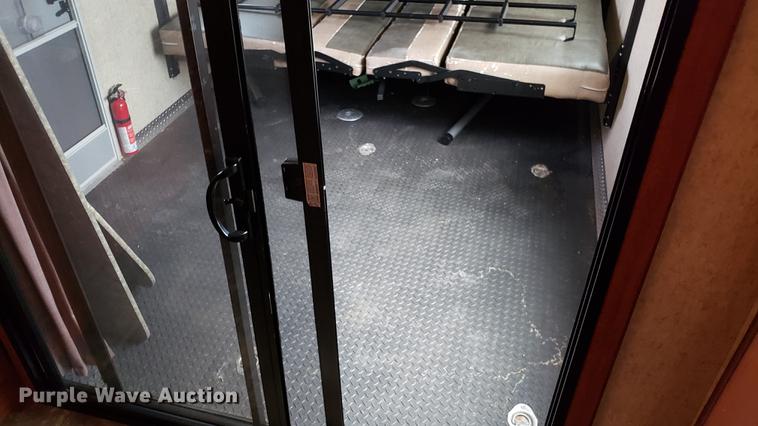 image for item DD4757 2012 Heartland Cyclone HD toy hauler camper