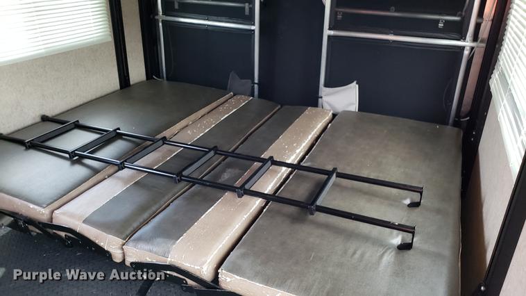 image for item DD4757 2012 Heartland Cyclone HD toy hauler camper