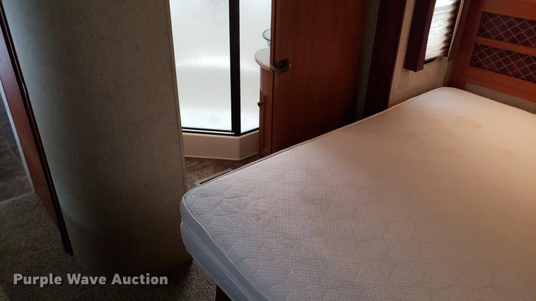 image for item DD4757 2012 Heartland Cyclone HD toy hauler camper