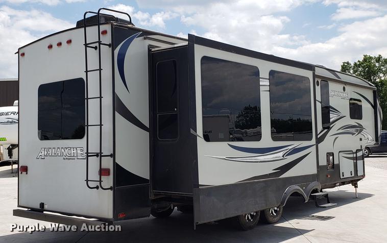 image for item DD4758 2016 Keystone Avalanche camper