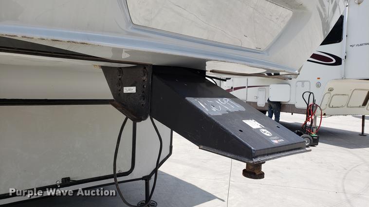 image for item DD4758 2016 Keystone Avalanche camper