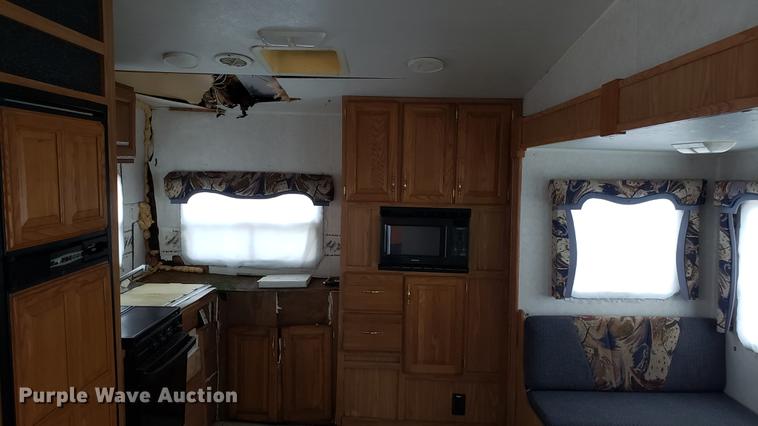 image for item DD4761 2000 Dutchman camper