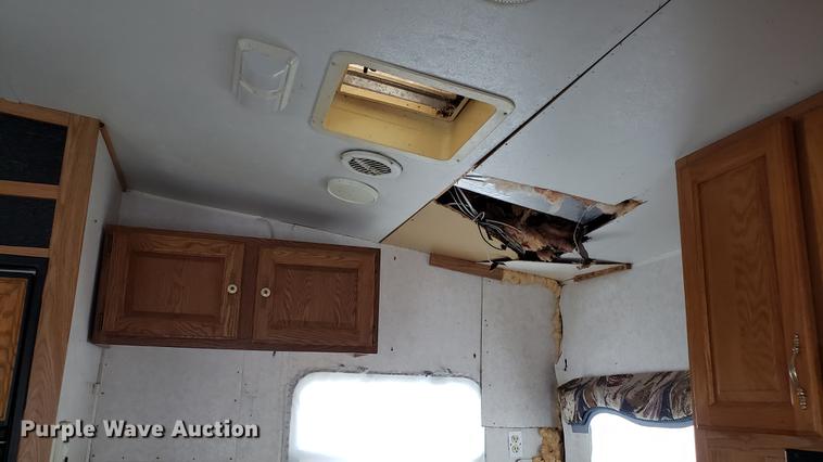 image for item DD4761 2000 Dutchman camper