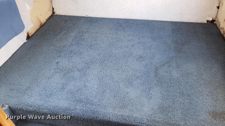 image for item DD4761 2000 Dutchman camper