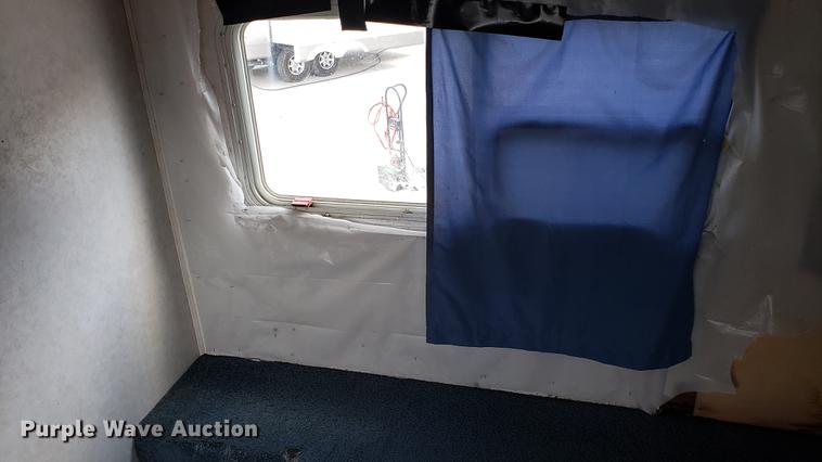 image for item DD4761 2000 Dutchman camper