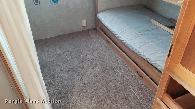 image for item DD4764 2009 Keystone Sprinter camper