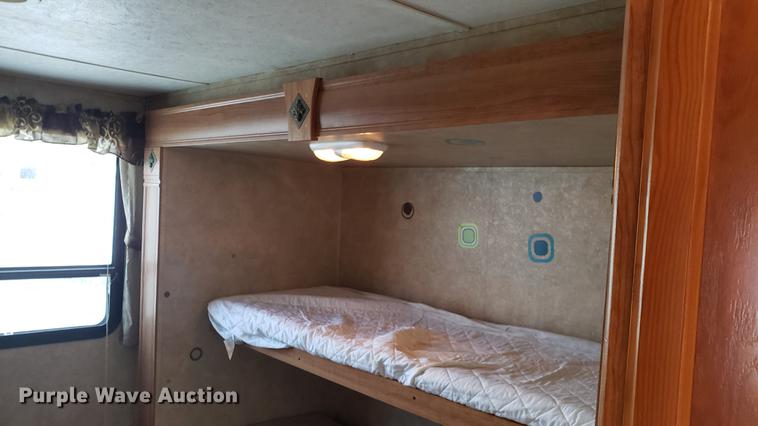 image for item DD4764 2009 Keystone Sprinter camper