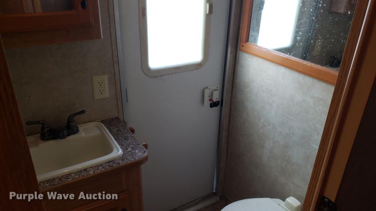 image for item DD4764 2009 Keystone Sprinter camper