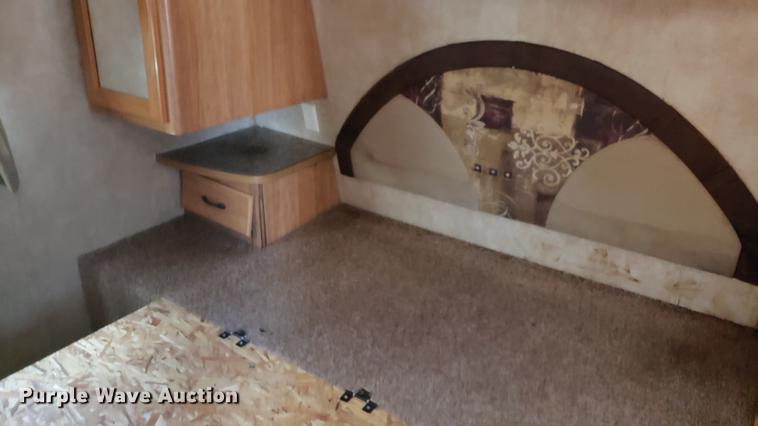 image for item DD4764 2009 Keystone Sprinter camper