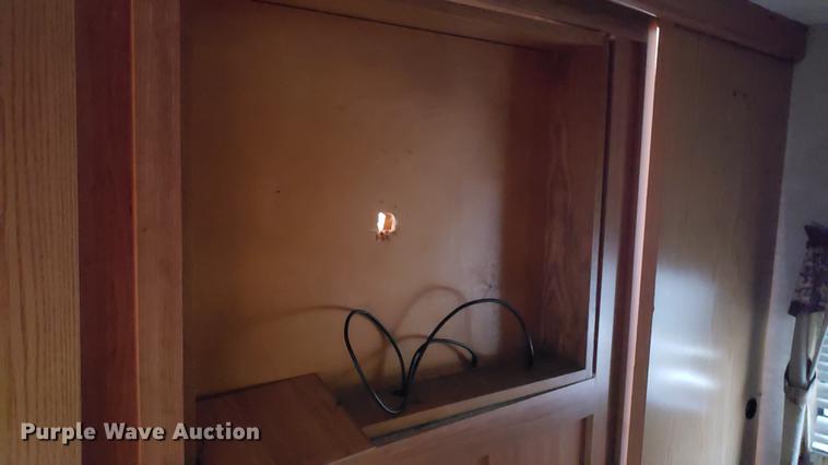 image for item DD4764 2009 Keystone Sprinter camper