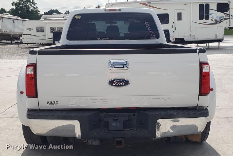 image for item DD4771 2011 Ford F350 Super Duty Crew Cab pickup truck