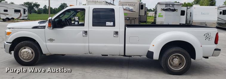 image for item DD4771 2011 Ford F350 Super Duty Crew Cab pickup truck