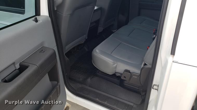 image for item DD4771 2011 Ford F350 Super Duty Crew Cab pickup truck