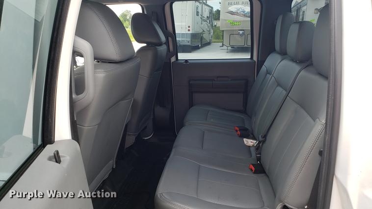 image for item DD4771 2011 Ford F350 Super Duty Crew Cab pickup truck