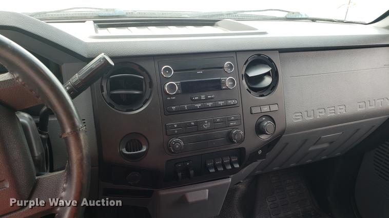 image for item DD4771 2011 Ford F350 Super Duty Crew Cab pickup truck