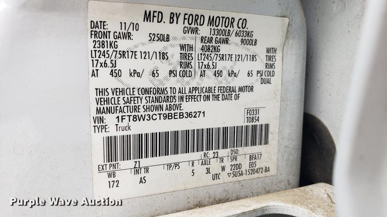 image for item DD4771 2011 Ford F350 Super Duty Crew Cab pickup truck