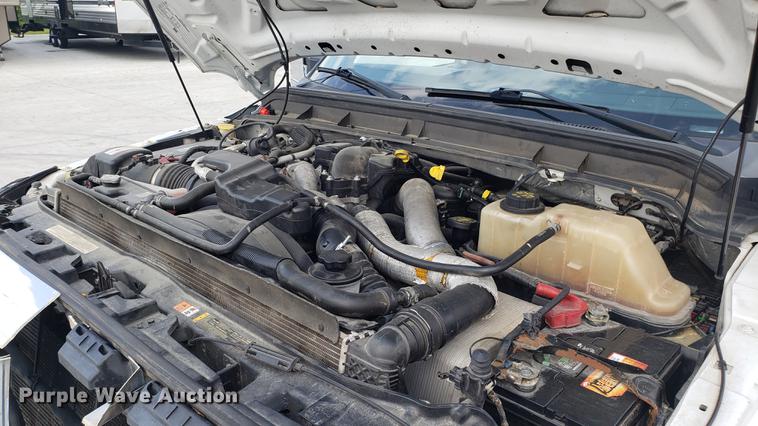 image for item DD4771 2011 Ford F350 Super Duty Crew Cab pickup truck