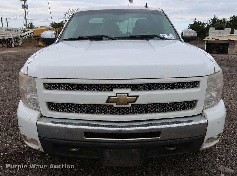 image for item DD5336 2011 Chevrolet Silverado 1500 LT Ext. Cab pickup truck