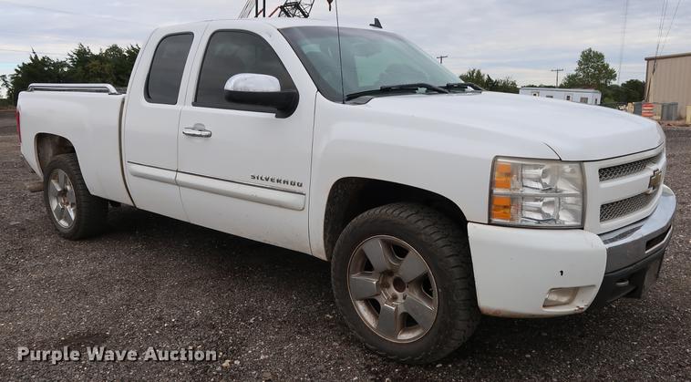 image for item DD5336 2011 Chevrolet Silverado 1500 LT Ext. Cab pickup truck