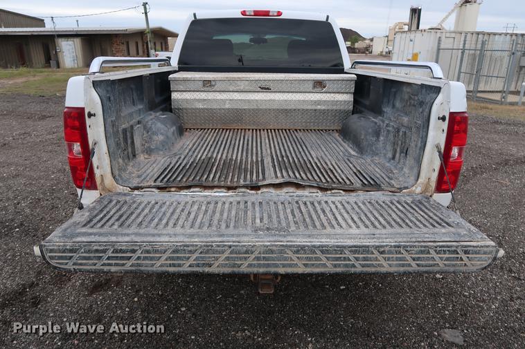 image for item DD5336 2011 Chevrolet Silverado 1500 LT Ext. Cab pickup truck