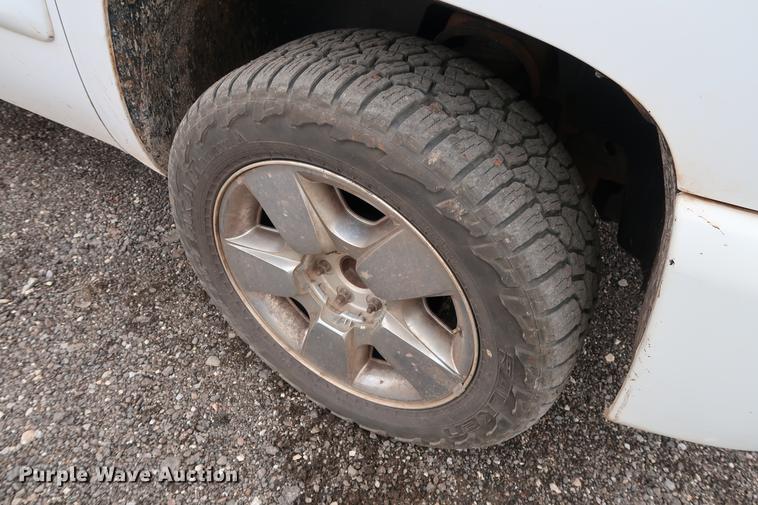 image for item DD5336 2011 Chevrolet Silverado 1500 LT Ext. Cab pickup truck