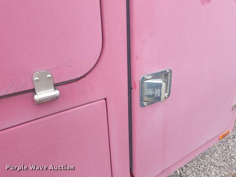 image for item DD7013 1996 Ford F350 bucket truck