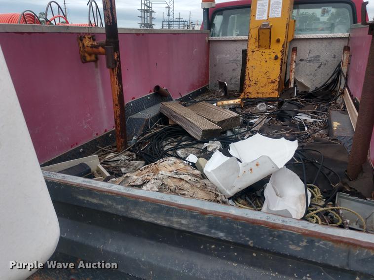 image for item DD7013 1996 Ford F350 bucket truck