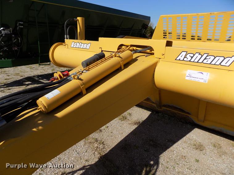 image for item DE1174 2013 Ashland I-180 TS2 scraper