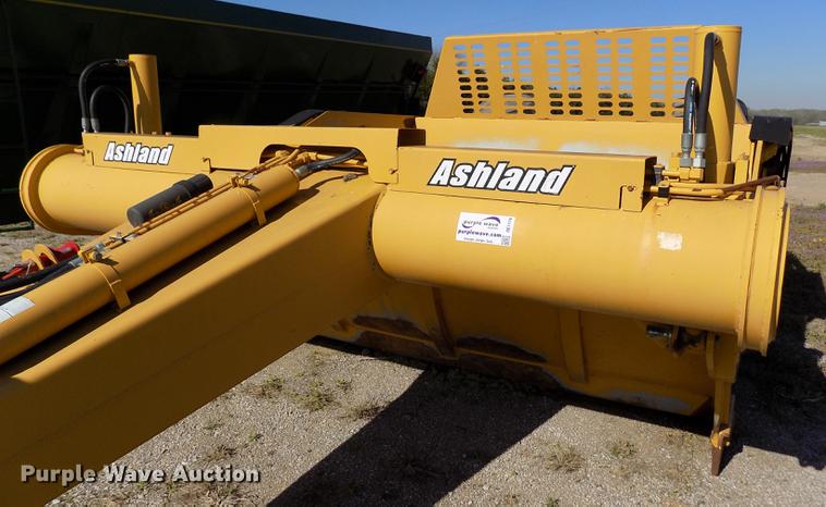 image for item DE1174 2013 Ashland I-180 TS2 scraper
