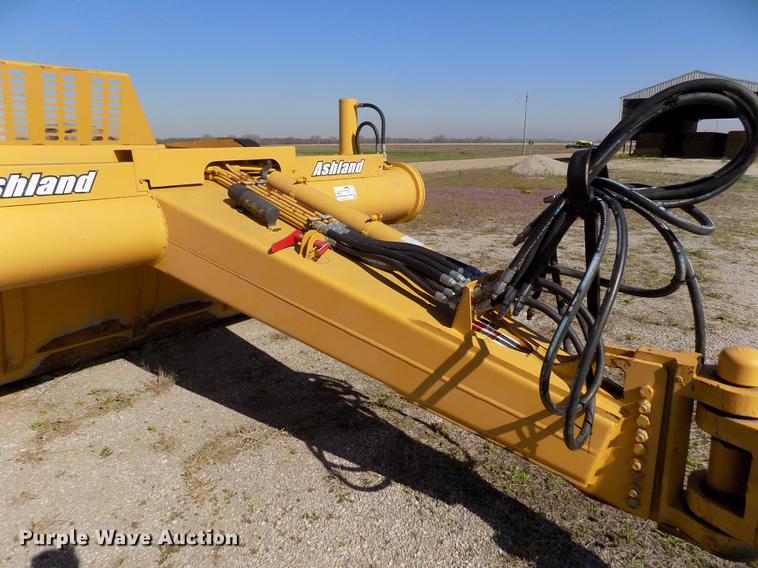image for item DE1174 2013 Ashland I-180 TS2 scraper