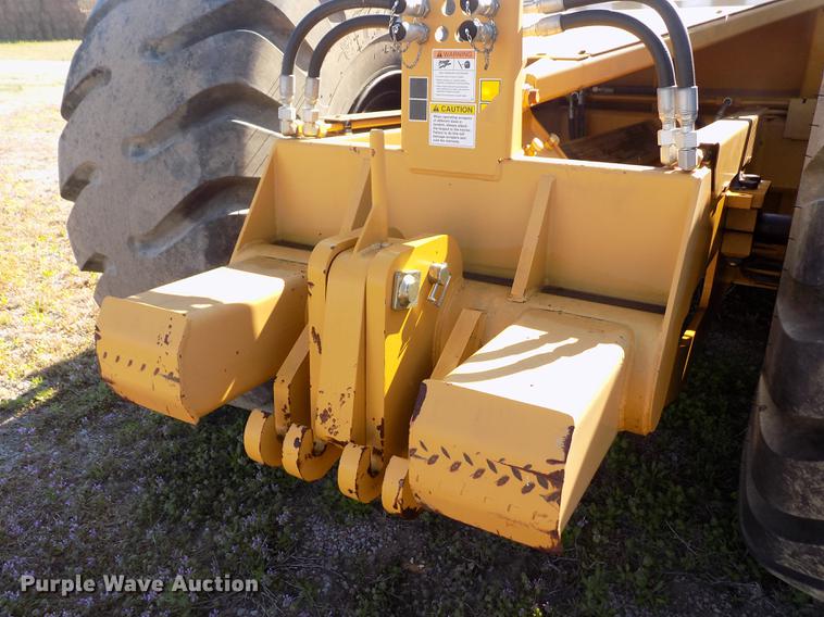 image for item DE1174 2013 Ashland I-180 TS2 scraper