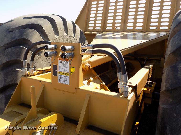 image for item DE1174 2013 Ashland I-180 TS2 scraper