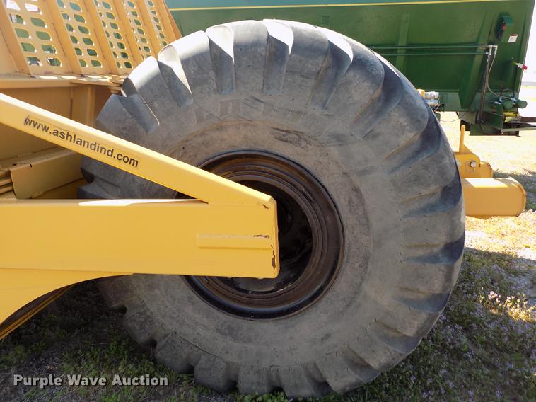 image for item DE1174 2013 Ashland I-180 TS2 scraper