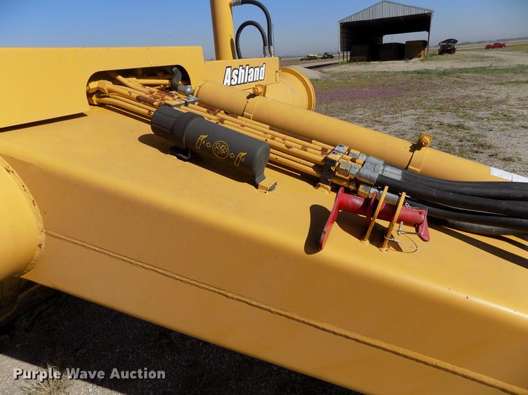 image for item DE1174 2013 Ashland I-180 TS2 scraper