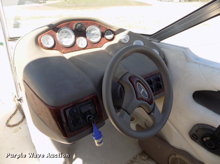 image for item DE1176 2004 Tahoe Q7 boat with trailer