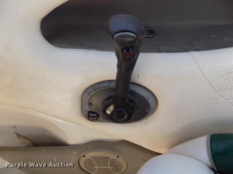 image for item DE1176 2004 Tahoe Q7 boat with trailer