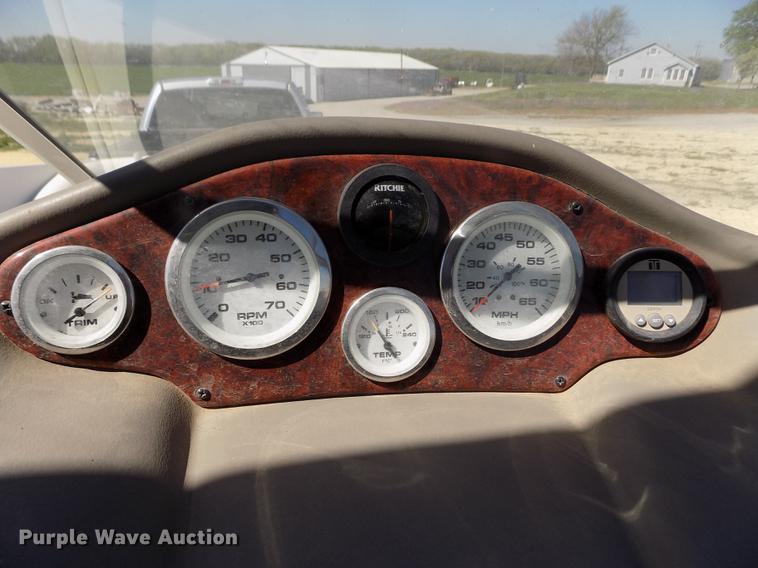 image for item DE1176 2004 Tahoe Q7 boat with trailer