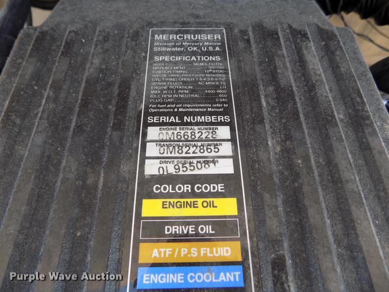 image for item DE1176 2004 Tahoe Q7 boat with trailer