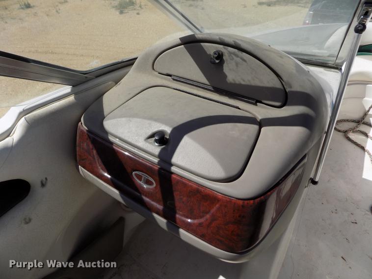 image for item DE1176 2004 Tahoe Q7 boat with trailer