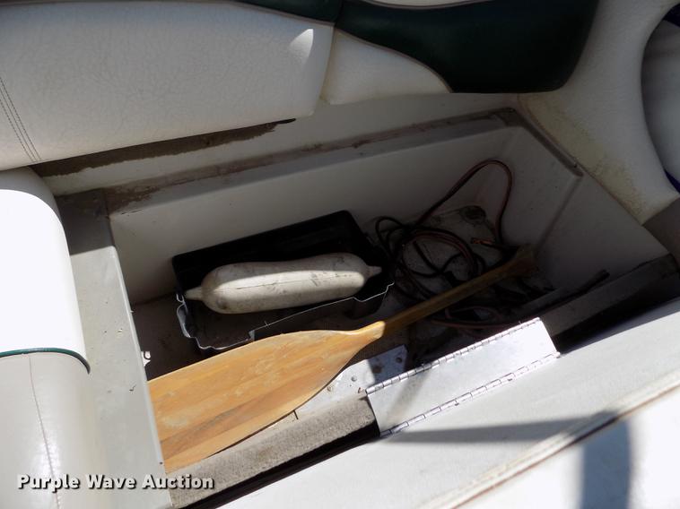 image for item DE1176 2004 Tahoe Q7 boat with trailer