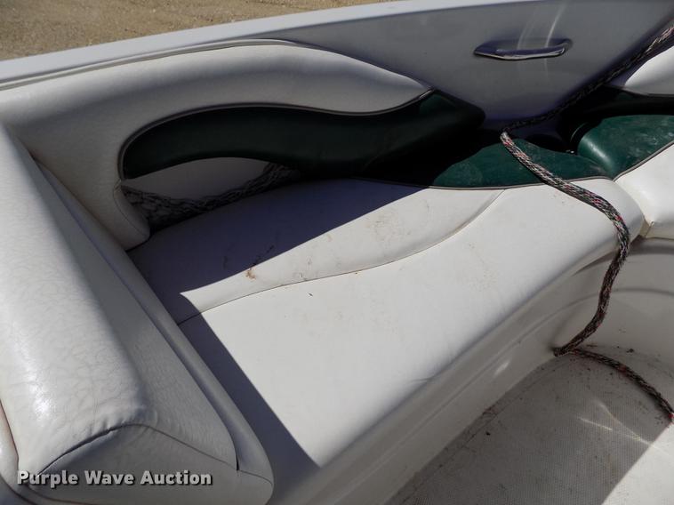 image for item DE1176 2004 Tahoe Q7 boat with trailer